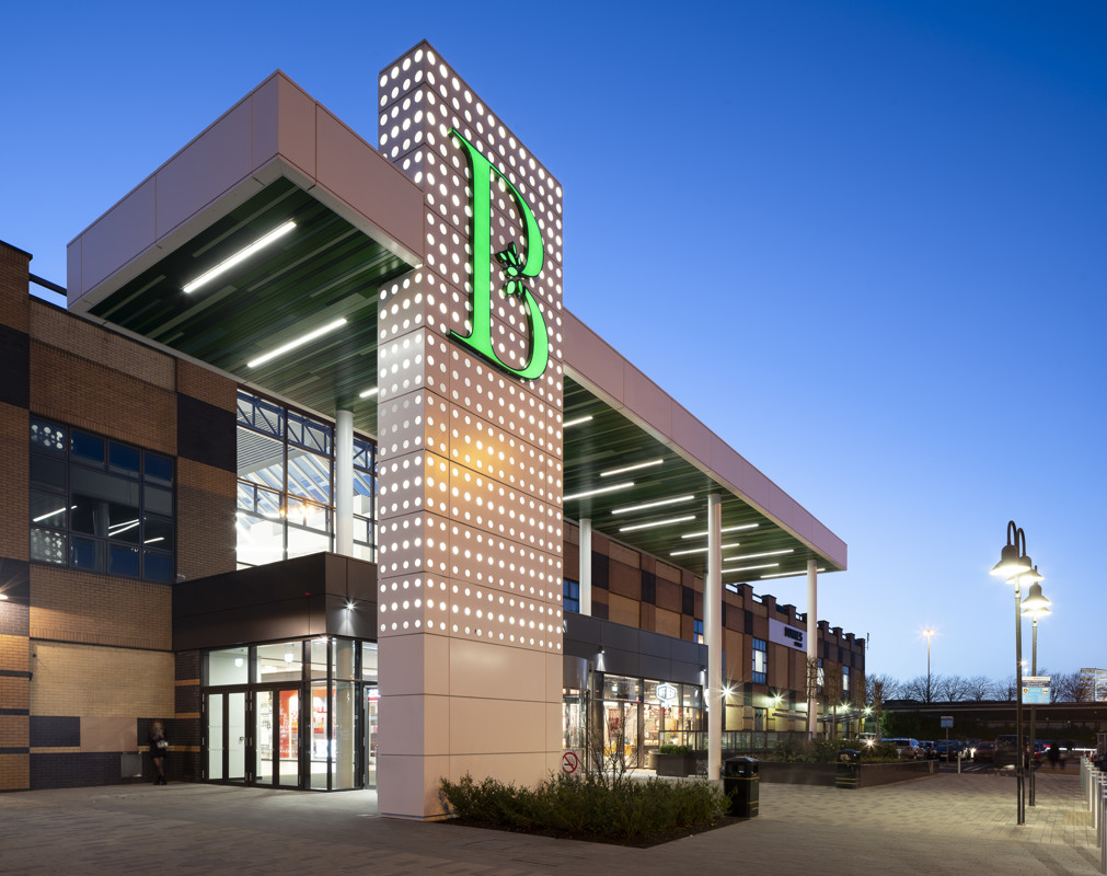 Blanch Out 300P Ret Large (1)